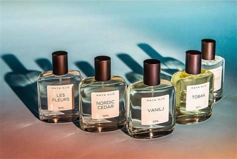 clean brand perfume website